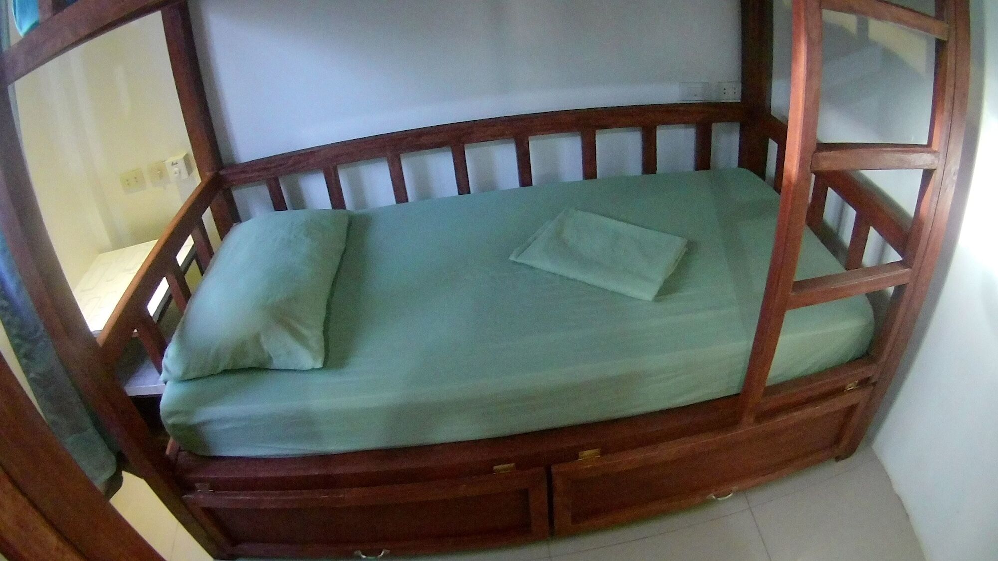 Footprints Homestay (Adults Only) General Luna  Esterno foto