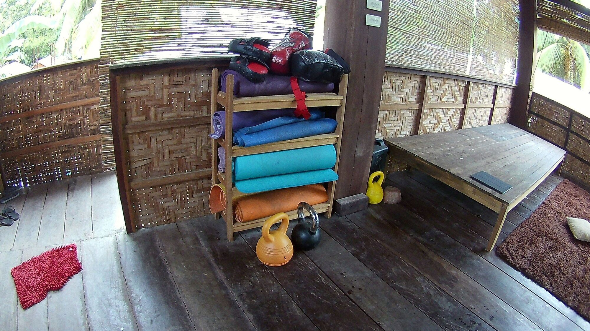 Footprints Homestay (Adults Only) General Luna  Esterno foto